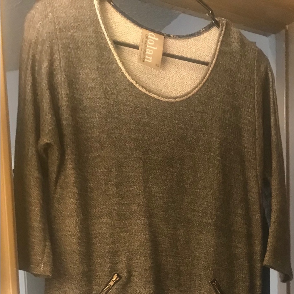 Super cute dress with zipper pockets